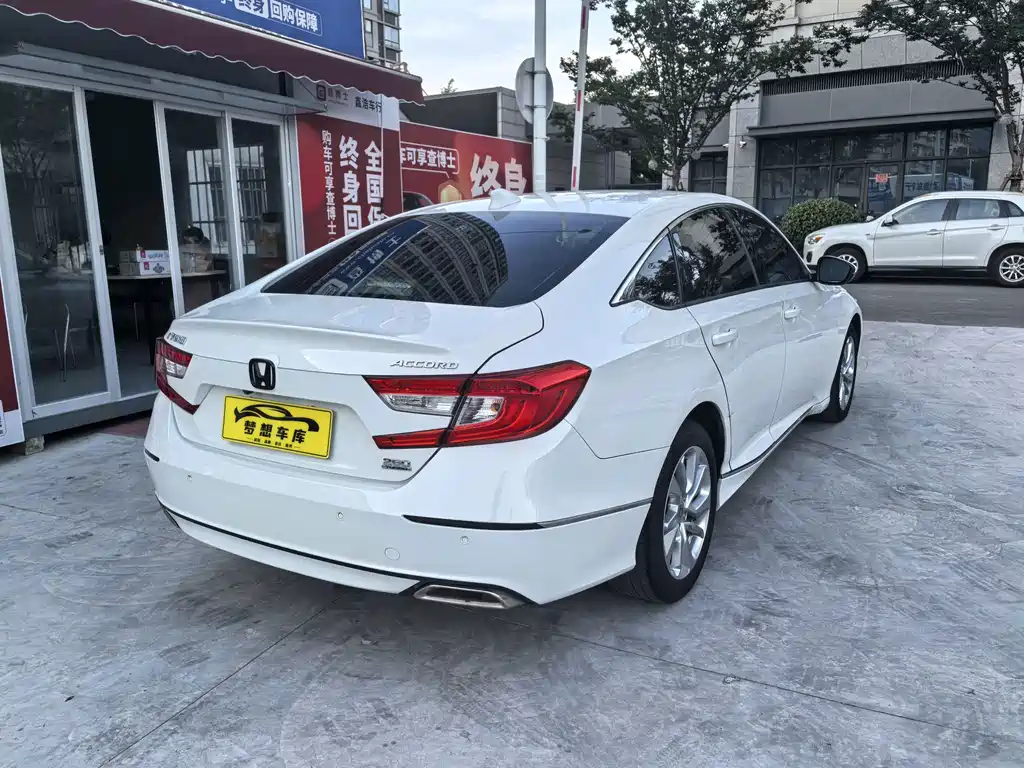 Honda Accord — миниатюра 3