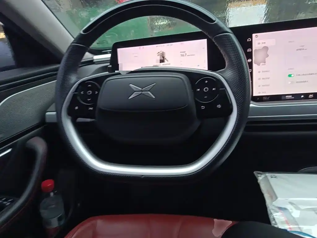 XPeng P7 — миниатюра 6