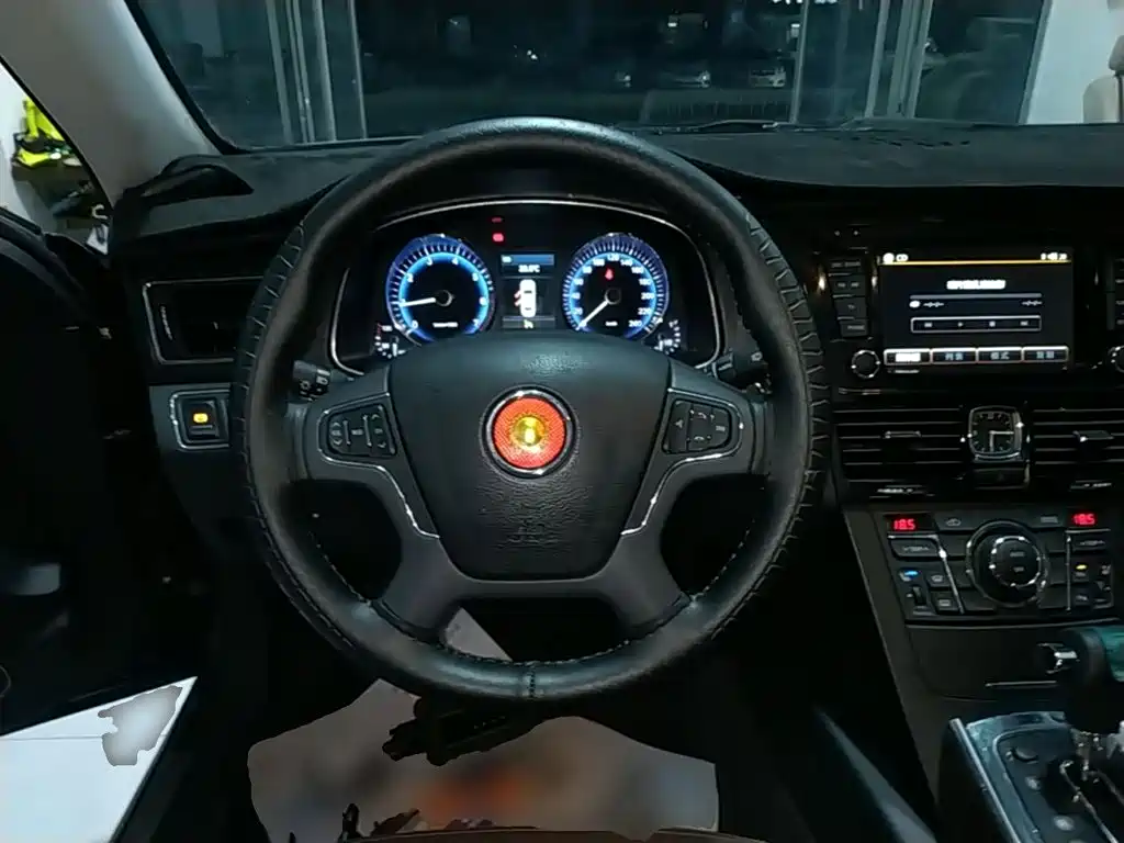 Hongqi Hongqi H7 — миниатюра 11