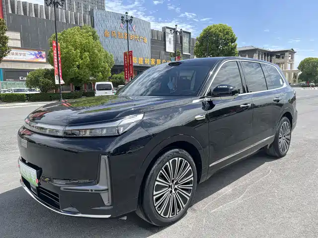 2025 Geely Galaxy M9