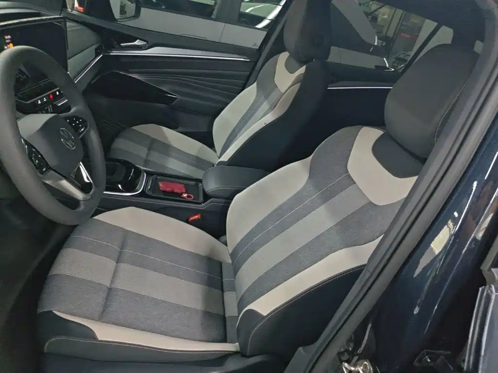Volkswagen ID.4 Crozz — миниатюра 15