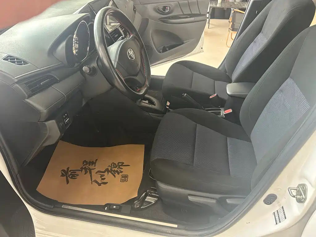 TOYOTA YARIS L TO ENJOY