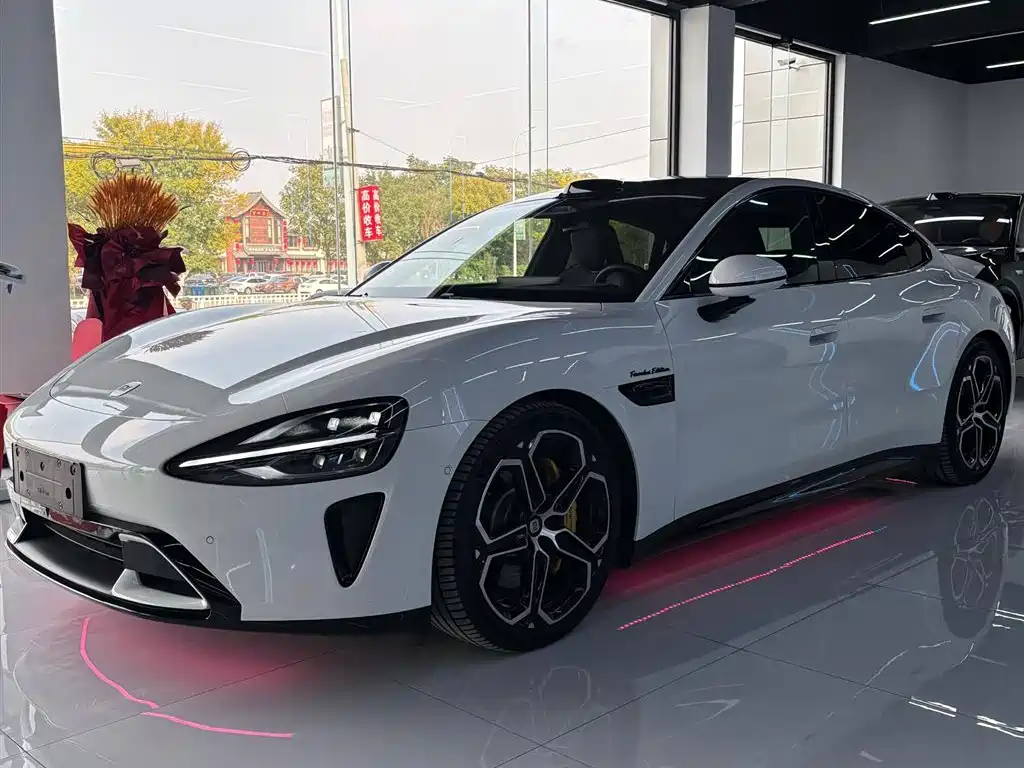 XIAOMI CAR XIAOMI SU7