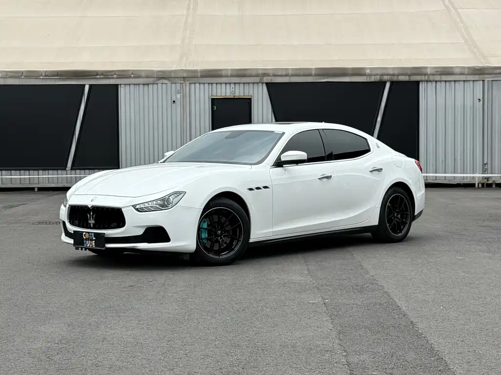 Maserati Ghibli 2017 3.0T Standard Edition