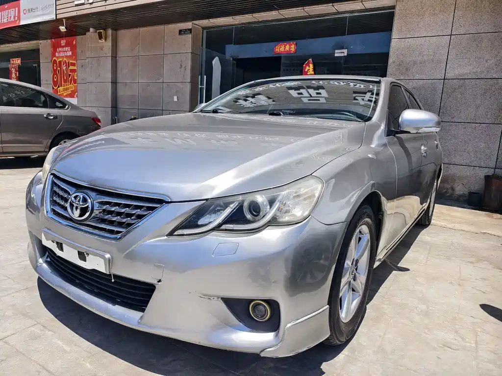 Toyota Reiz 2012