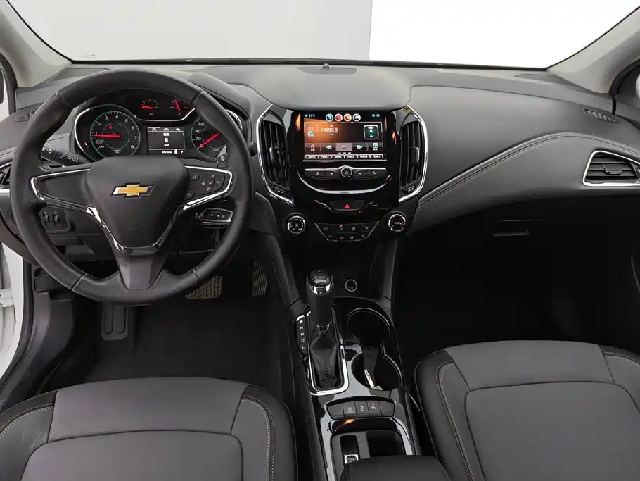 Chevrolet Cruze — миниатюра 12