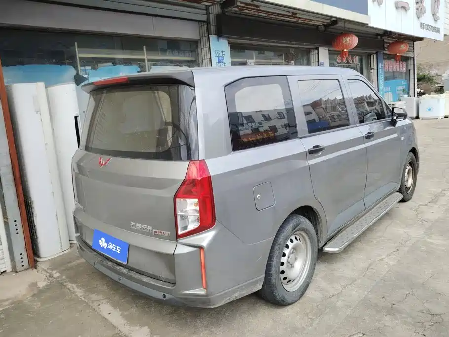 Wuling Hongguang PLUS — миниатюра 3