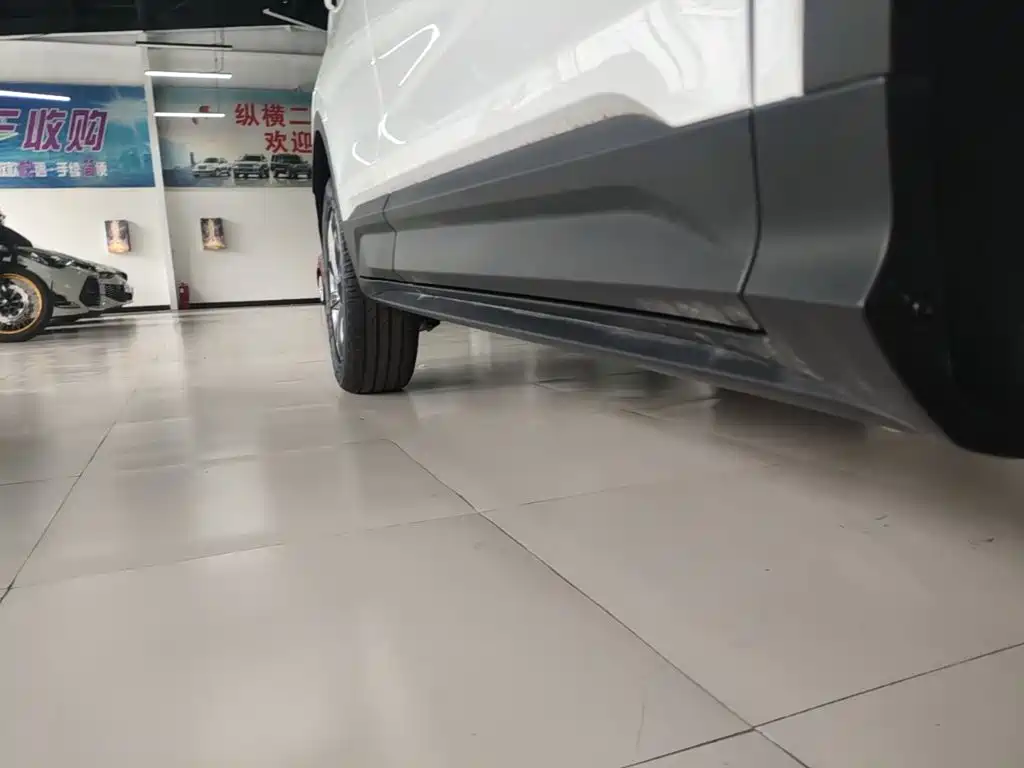 Geely Binyue — миниатюра 21