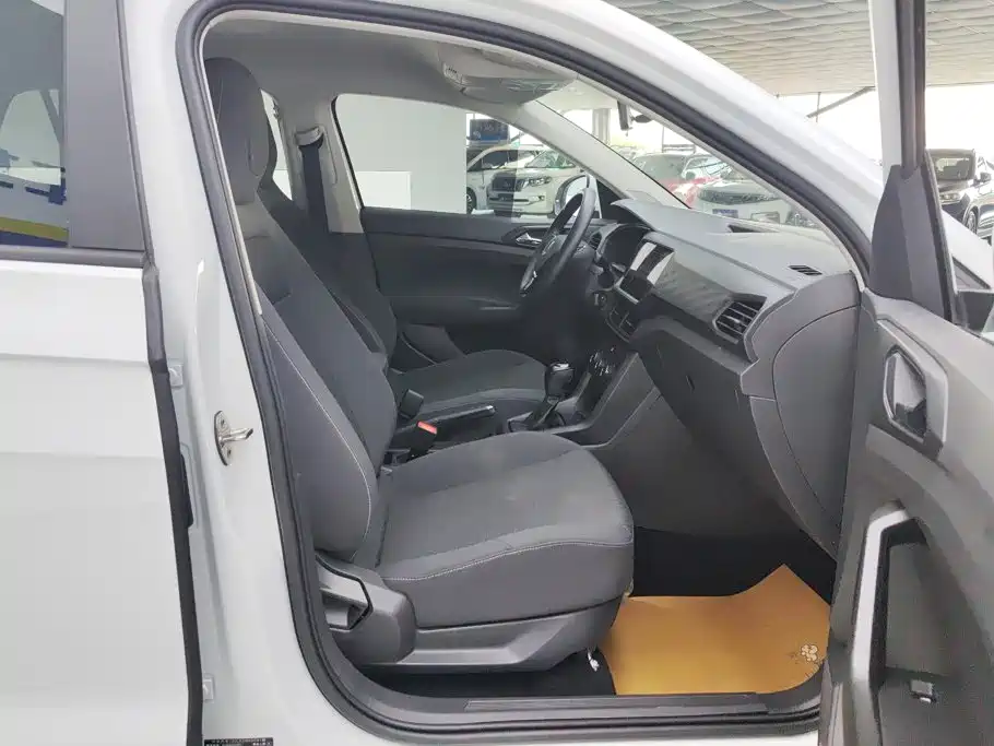 Volkswagen T-Cross — миниатюра 8