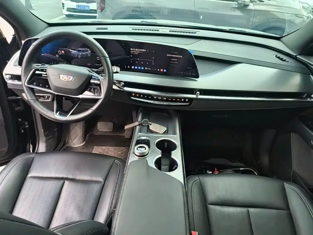 Cadillac XT5 — миниатюра 10