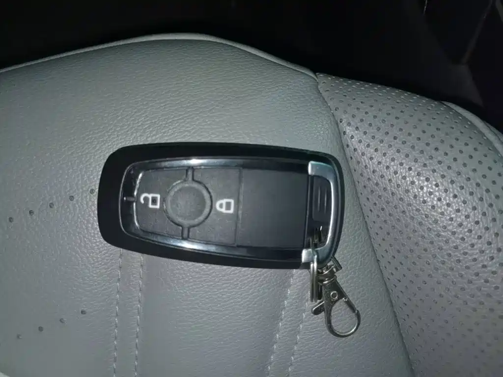 Ford Escape — миниатюра 5