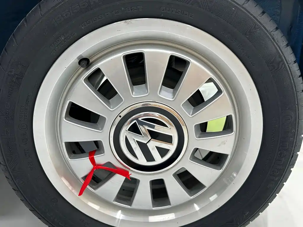 Volkswagen up! — миниатюра 9