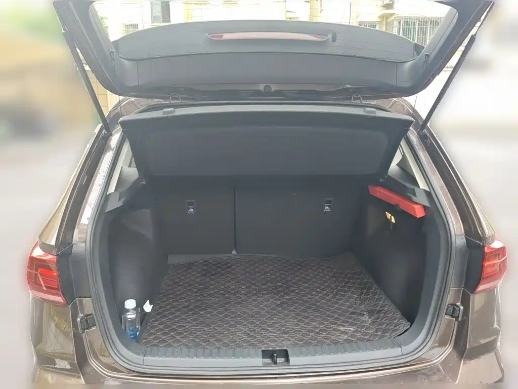 Volkswagen Tharu — миниатюра 20