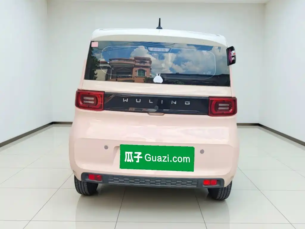Wuling MINIEV — миниатюра 3