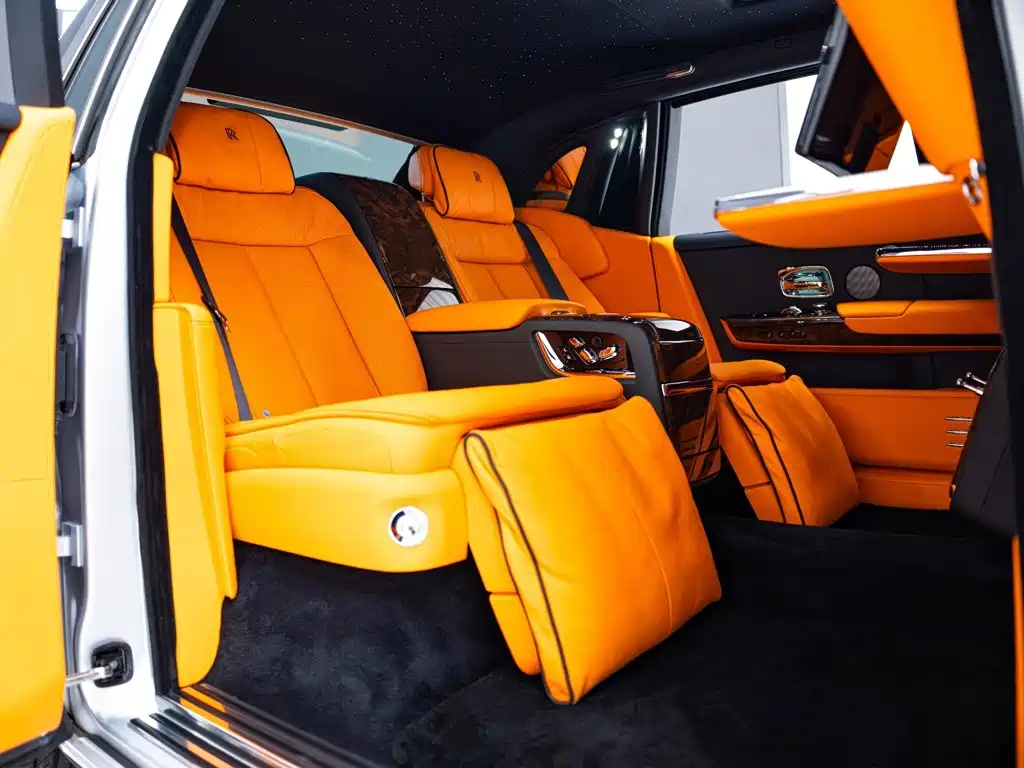 Rolls-Royce Phantom — миниатюра 13