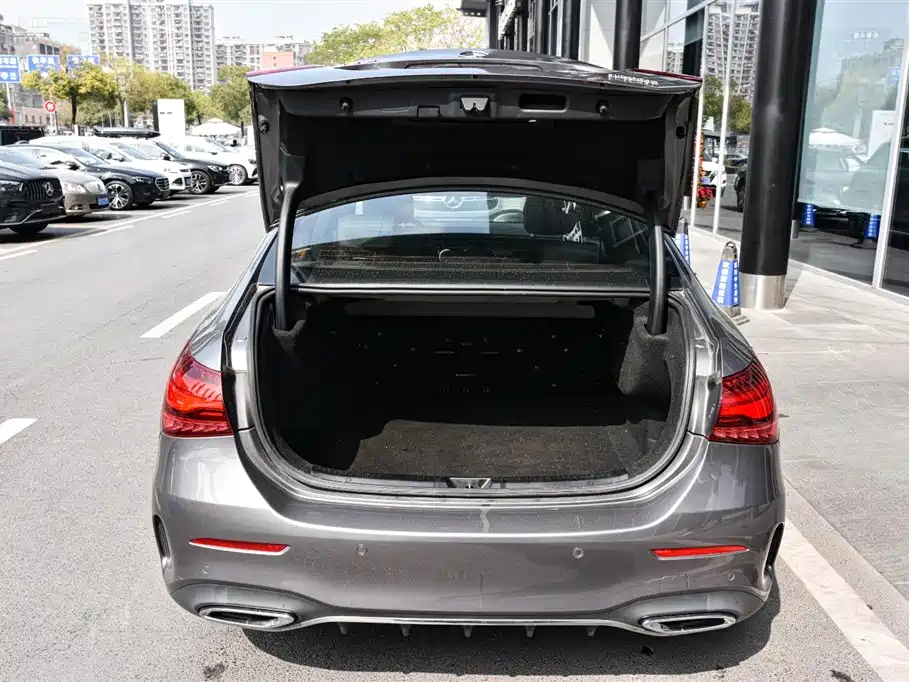 MERCEDES-BENZ A CLASS