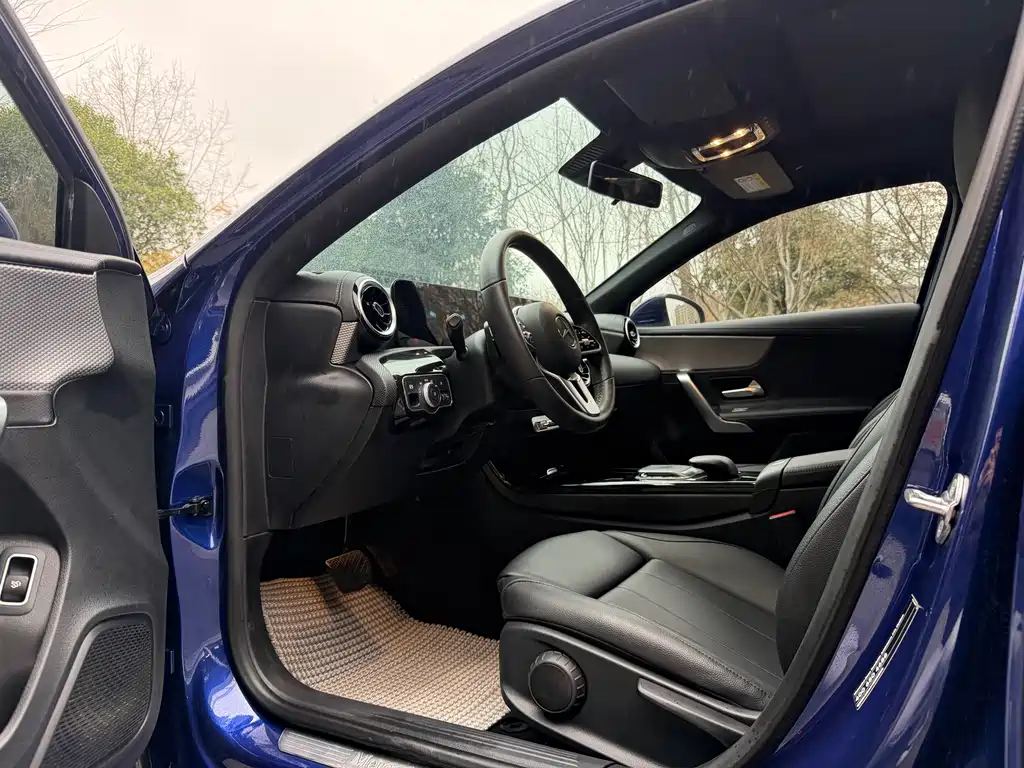 MERCEDES-BENZ A CLASS