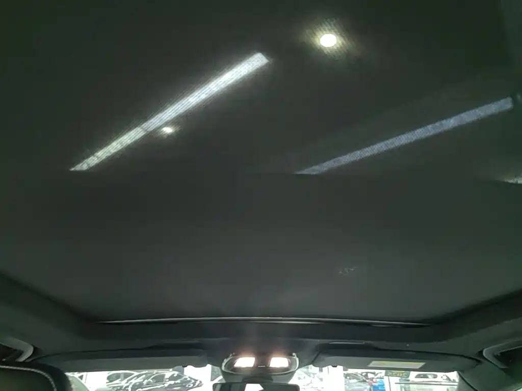 Volvo XC40 NEV — миниатюра 18