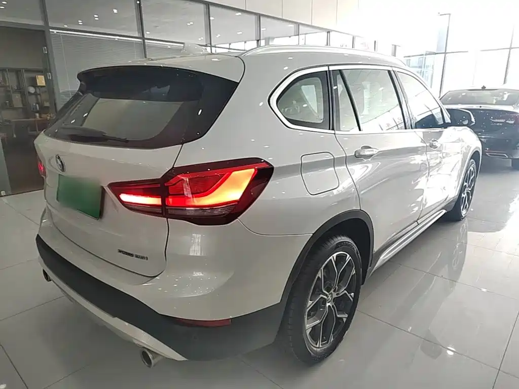 BMW X1 — миниатюра 7