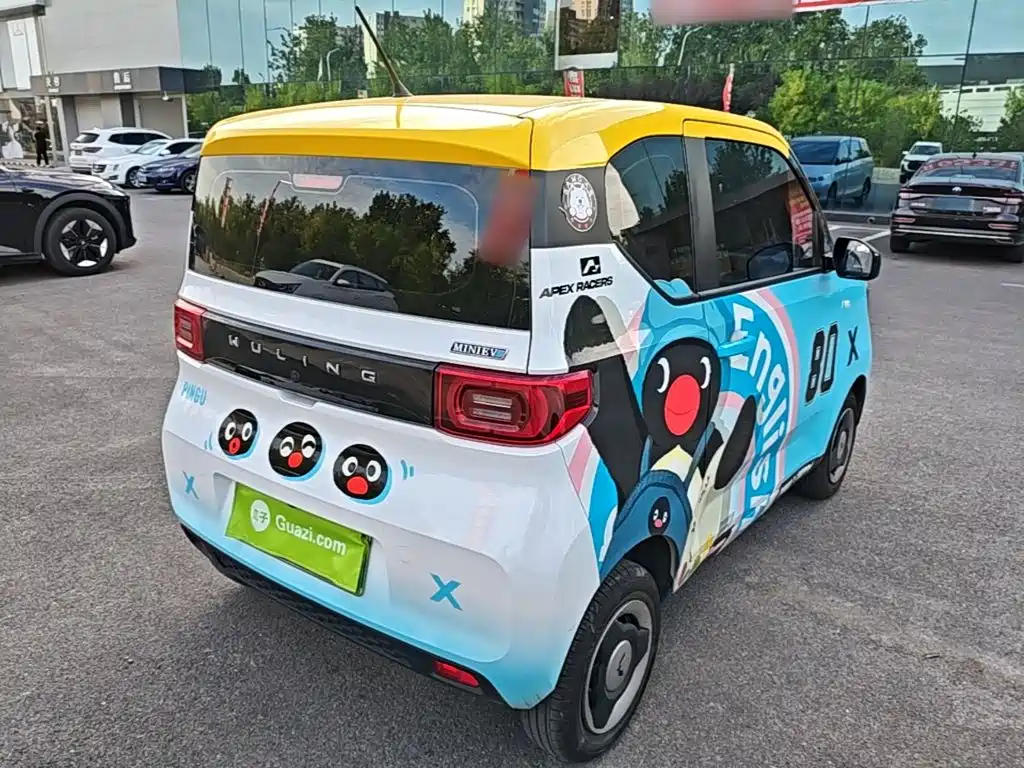 Wuling MINIEV — миниатюра 7
