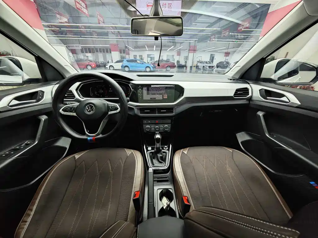 VOLKSWAGEN EXPLORING THE SHADOW