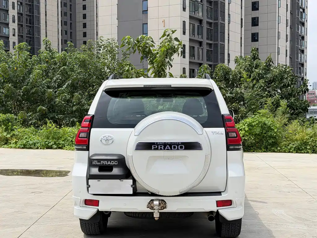 Toyota Prado — миниатюра 8