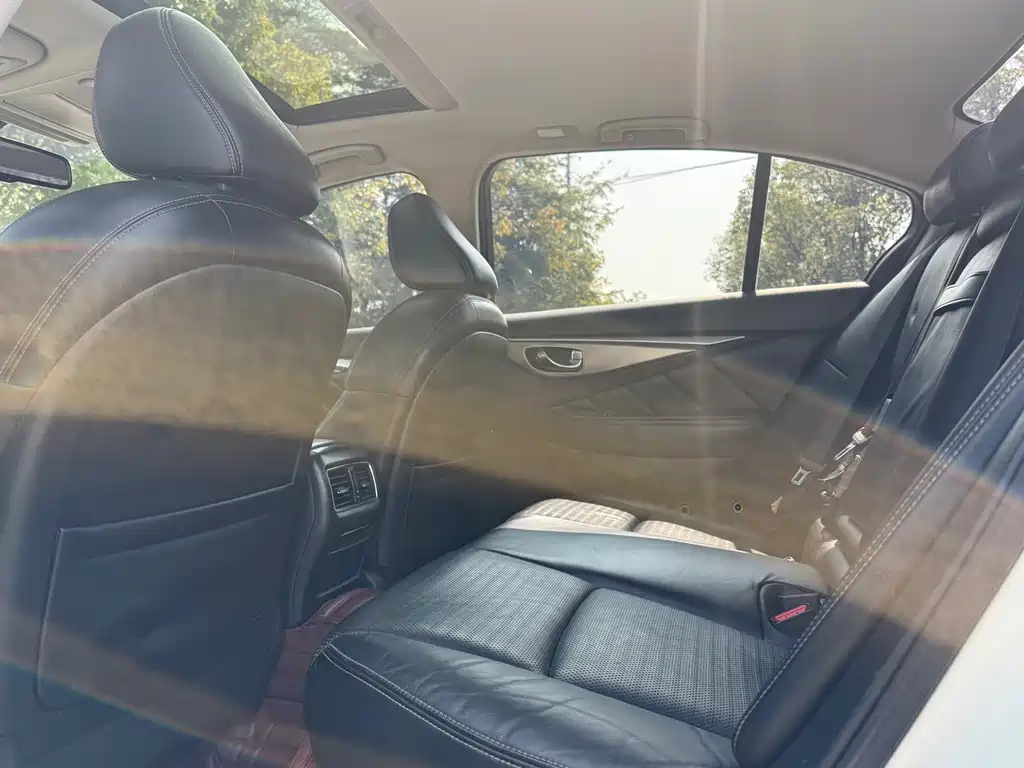 Infiniti Q50L — миниатюра 8