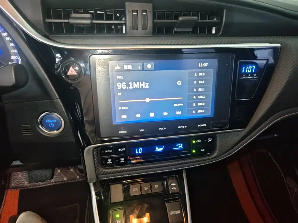 Toyota Levin Twin Engine E+ — миниатюра 9