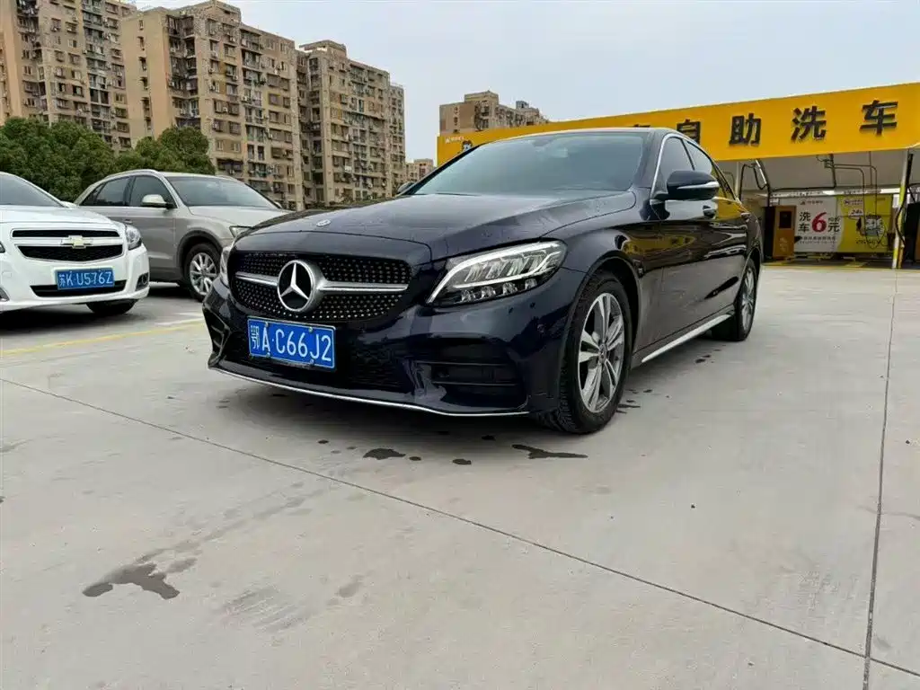 Mercedes-Benz C-Class 2020