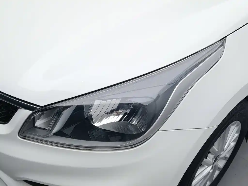 Kia K2 — миниатюра 7