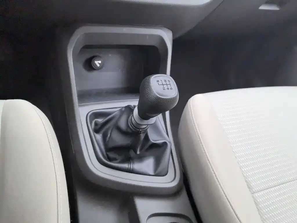 Wuling Hongguang V — миниатюра 13