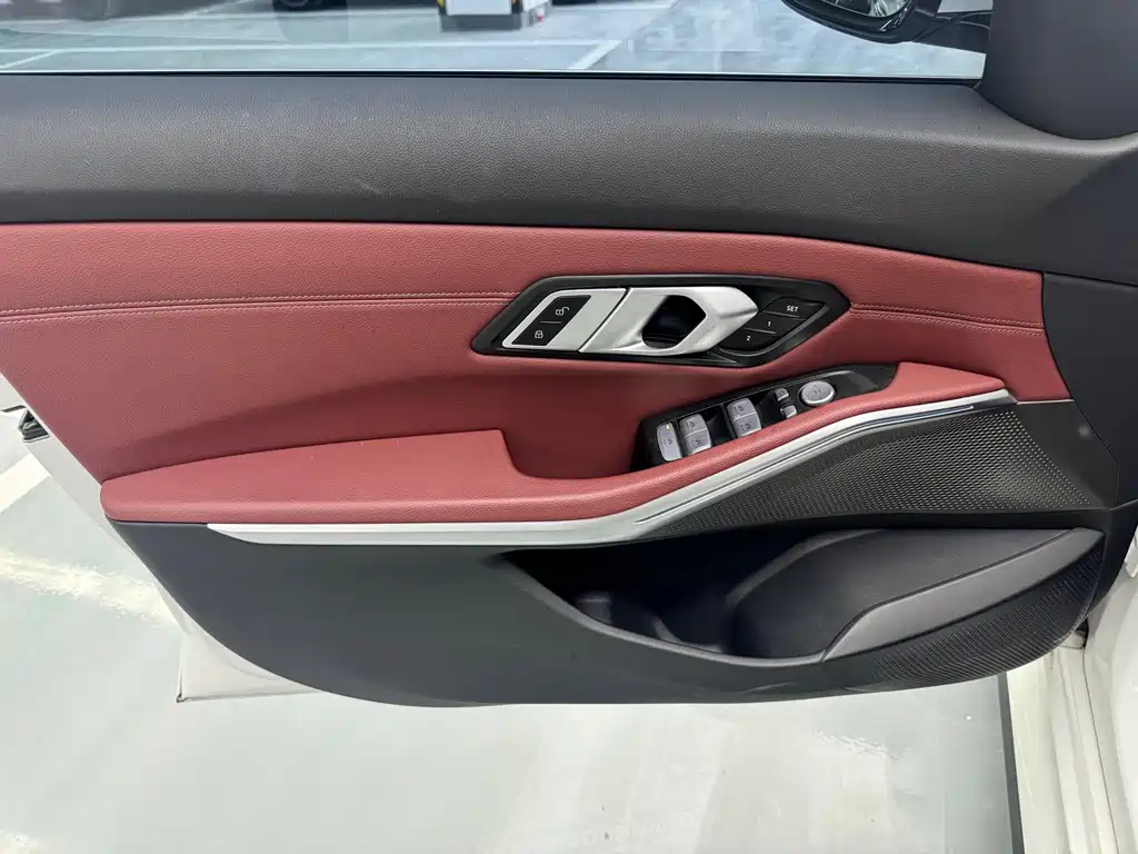 BMW i3 — миниатюра 7
