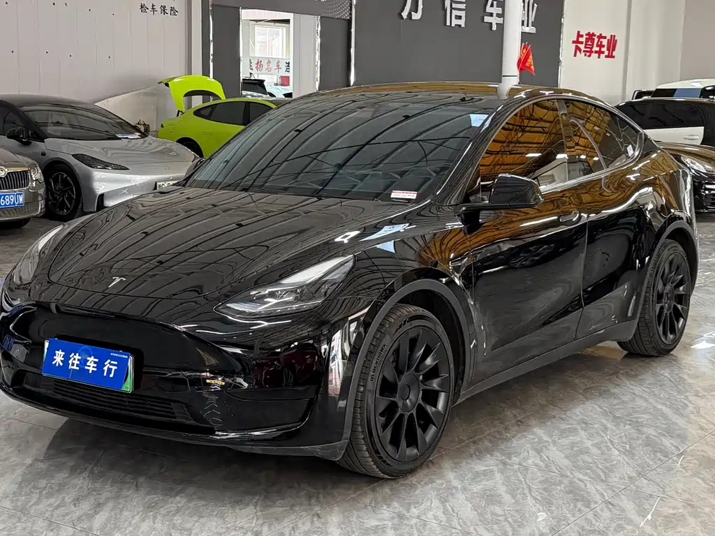 Tesla Model Y 2022