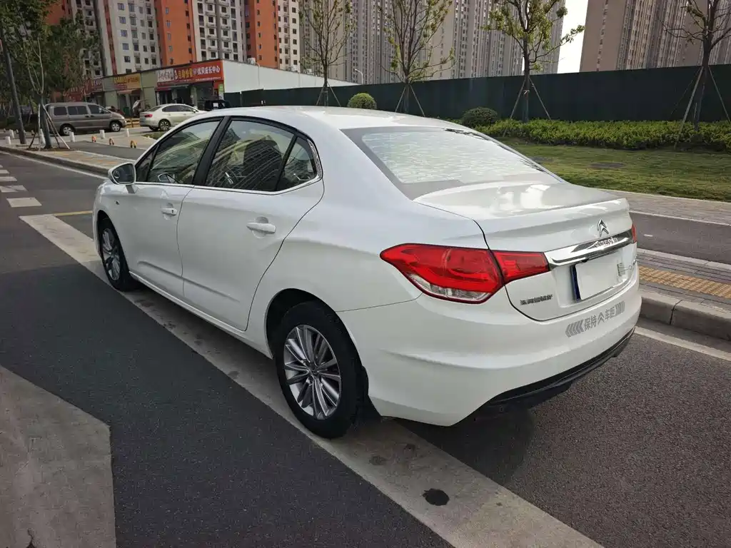 Citroen C4L — миниатюра 11