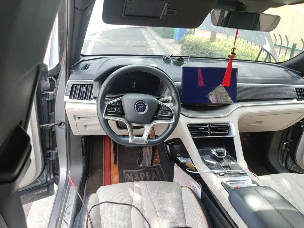 BYD PLUS New Energy — миниатюра 3