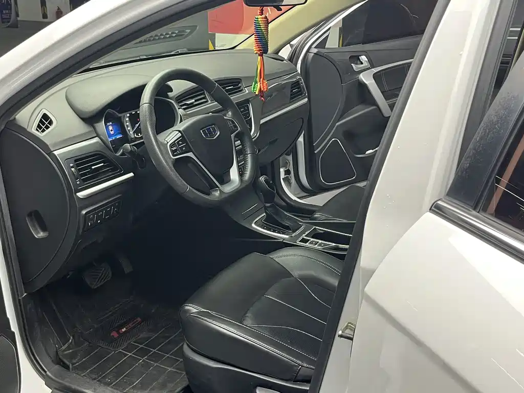 Geely Emgrand — миниатюра 13