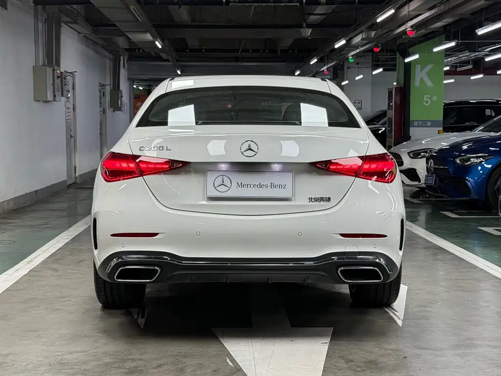 Mercedes-Benz C-Class — миниатюра 12