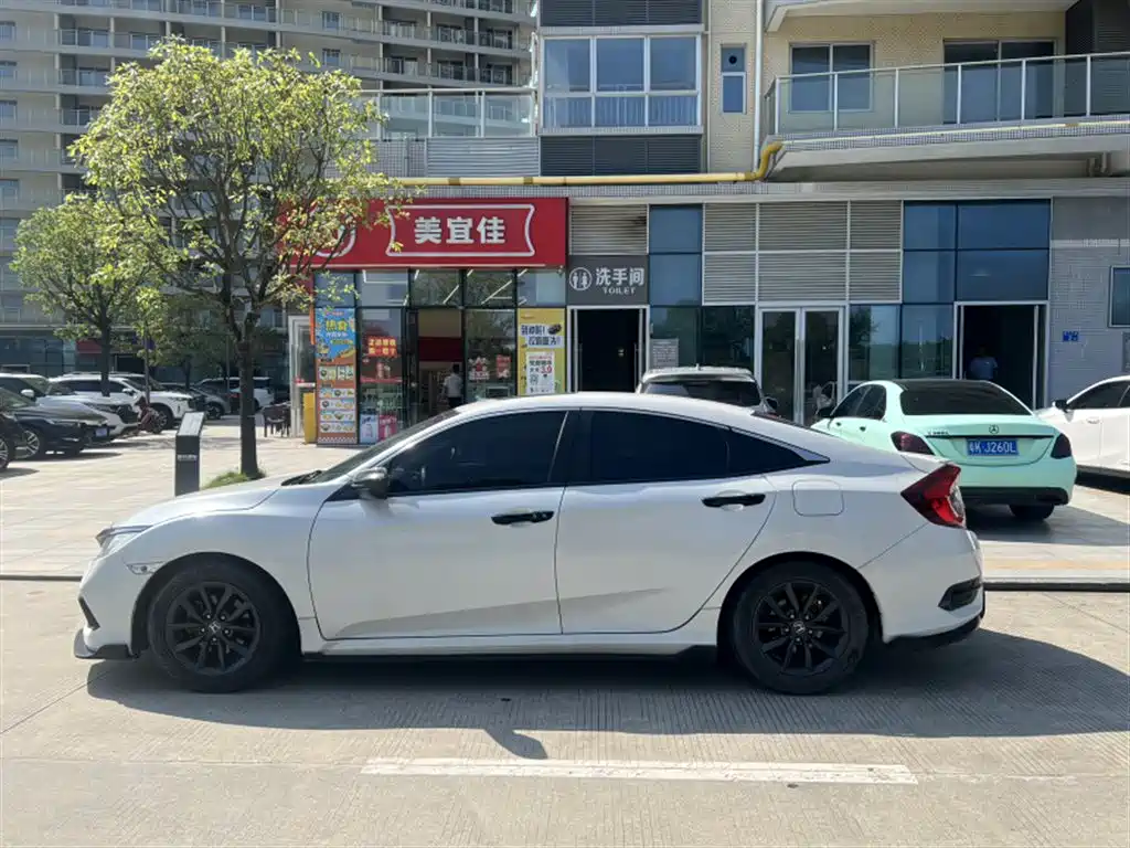Honda Civic — миниатюра 3