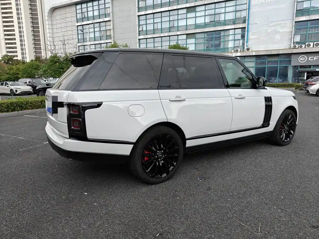 Land Rover Range Rover — миниатюра 7