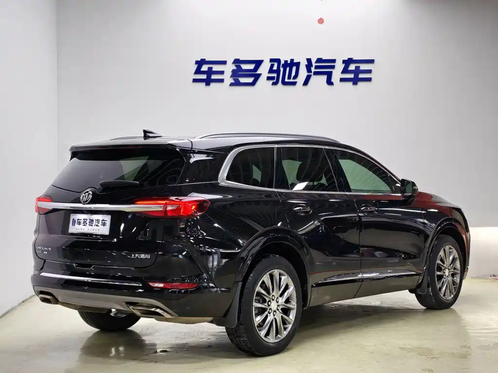 Buick Enclave — миниатюра 7