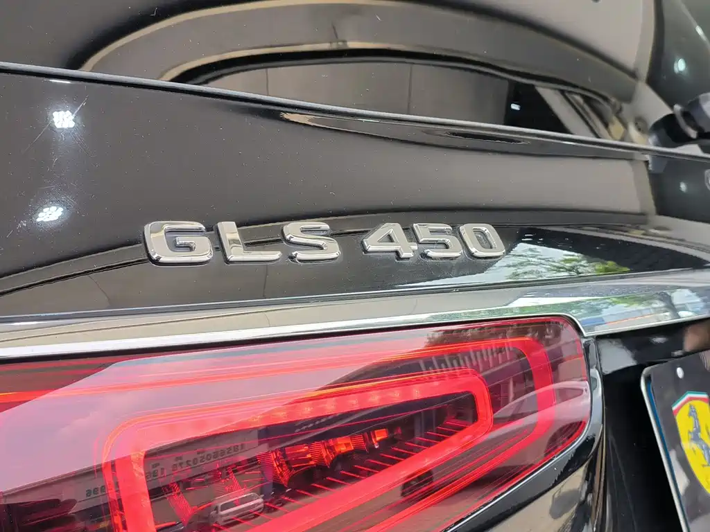 Mercedes-Benz GLS — миниатюра 24