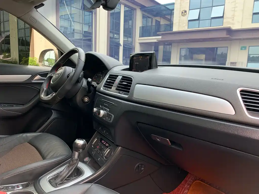 Audi Q3 — миниатюра 28