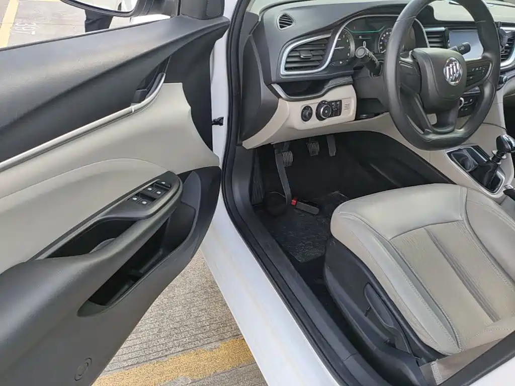 Buick Excelle — миниатюра 16