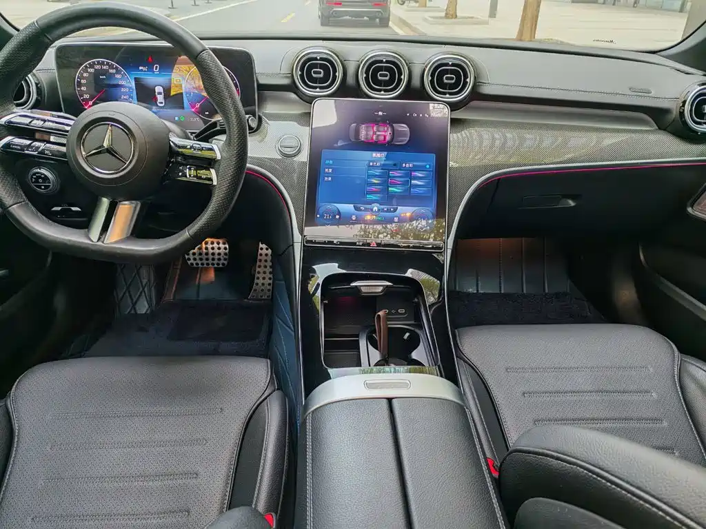 Mercedes-Benz C-Class — миниатюра 5