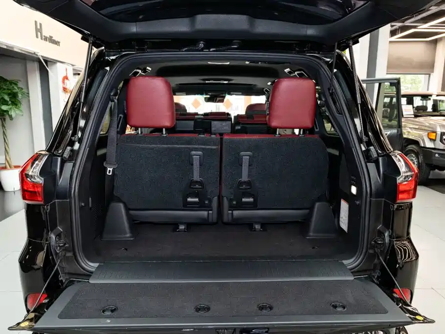 Lexus LX — миниатюра 20
