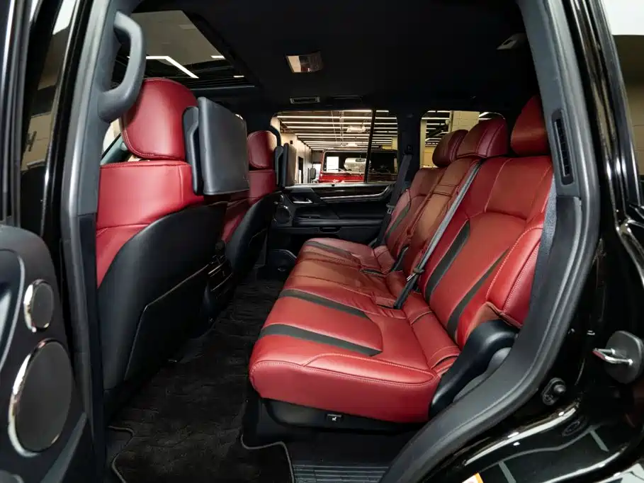 Lexus LX — миниатюра 9