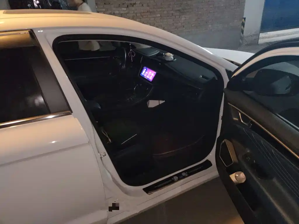 Geely Emgrand GL — миниатюра 19