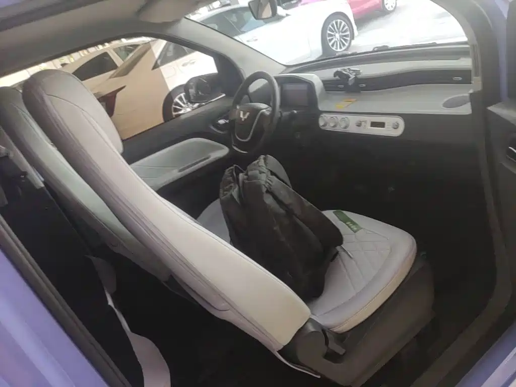 Wuling MINIEV — миниатюра 25
