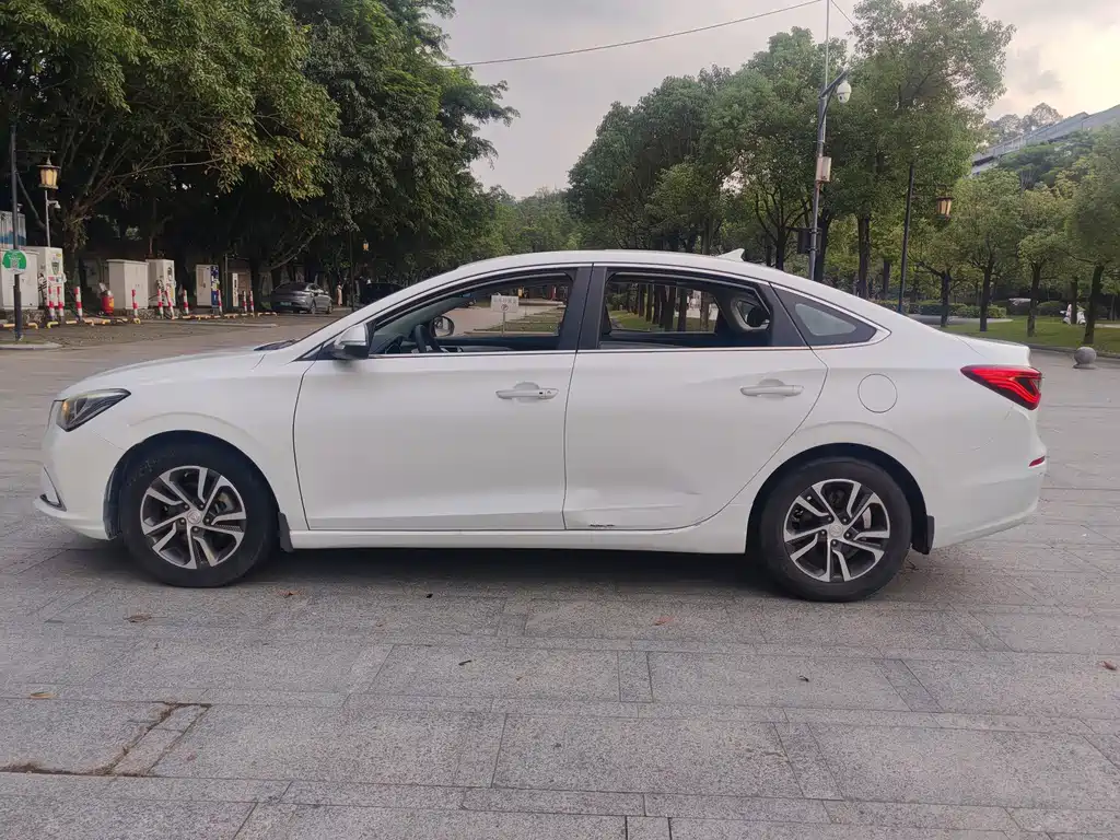 Changan Eado — миниатюра 24
