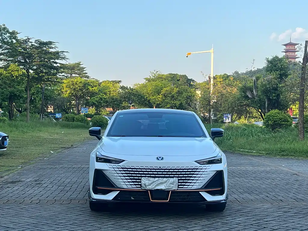 Changan UNI-V — миниатюра 2